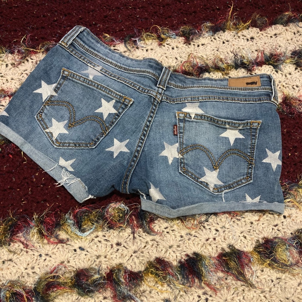 Levi’s Denim Star Sorts. s1 - Picture 2 of 5